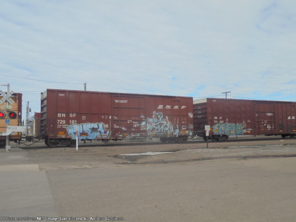 BNSF 729181 + 761449